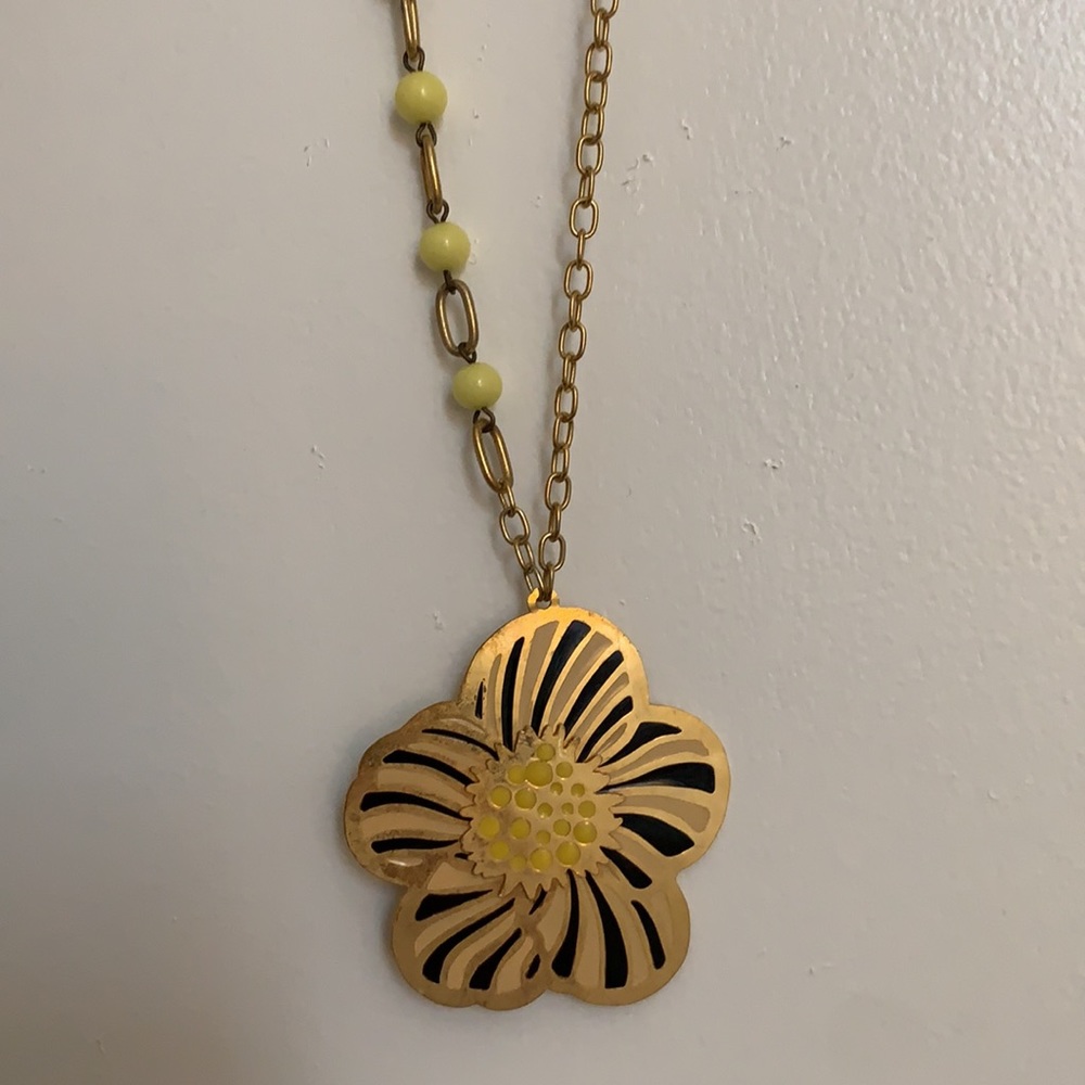 nOir Jewelry statement necklace 🤩